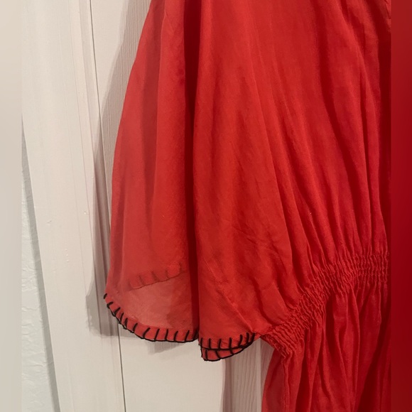 World Market Spanish flowy dark pink top - Picture 3 of 5